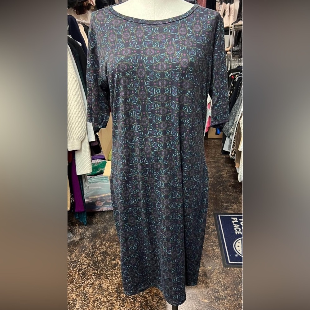 NWT LuLaRoe Julia Dress 2XL Dark Abstract Stretch Bodycon